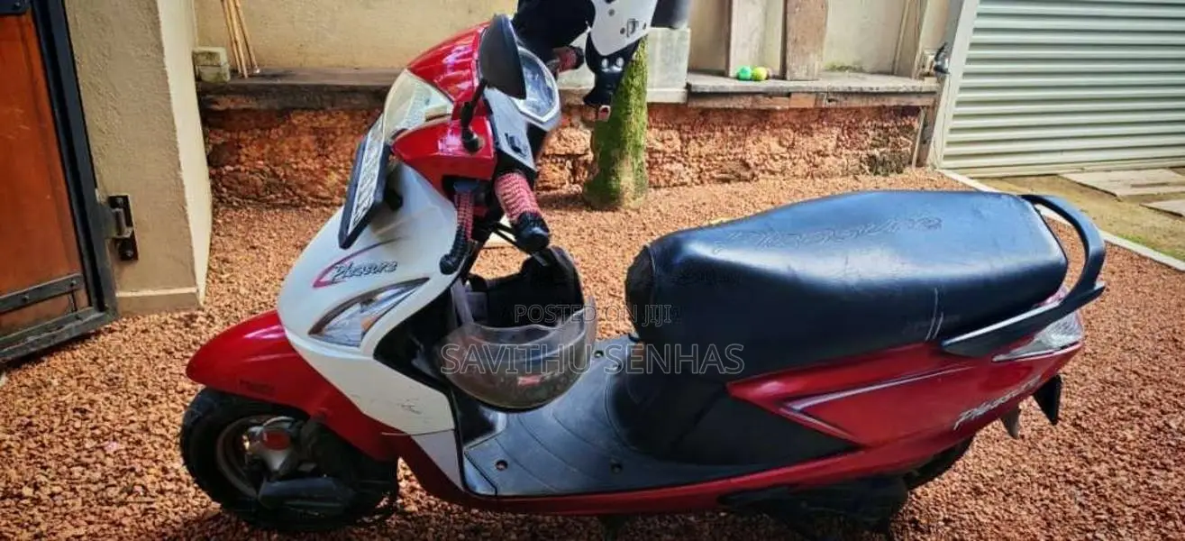 Hero Pleasure 2015 Motorbike (Used)
