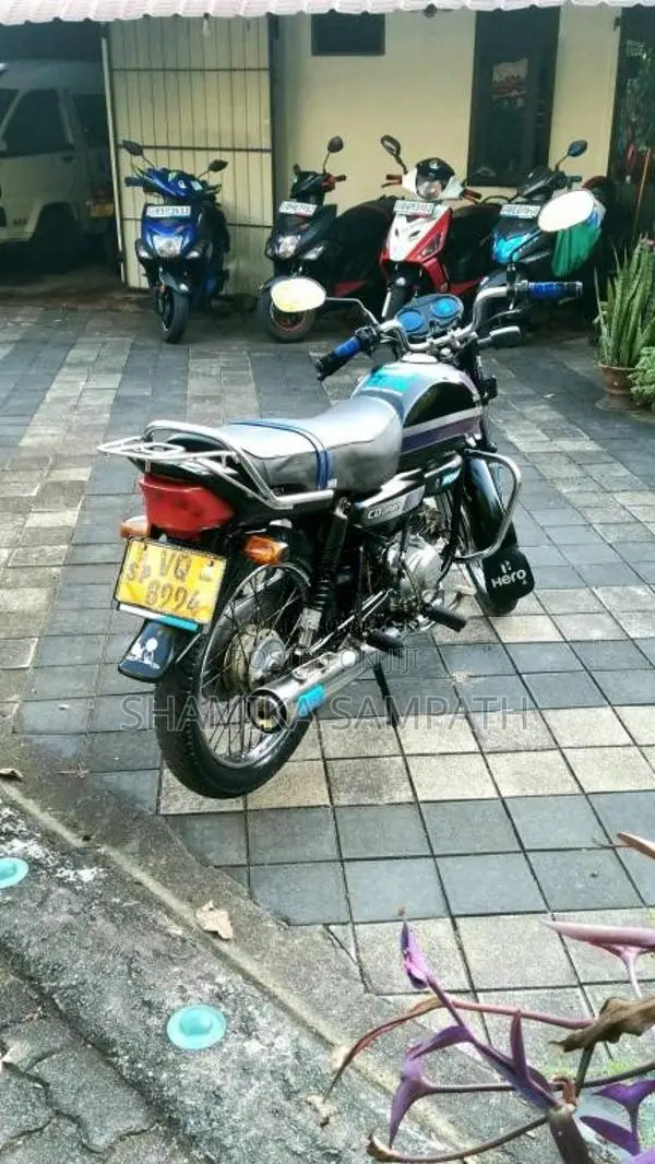 Hero-Honda Dawn 2010 Motorbike (Used)