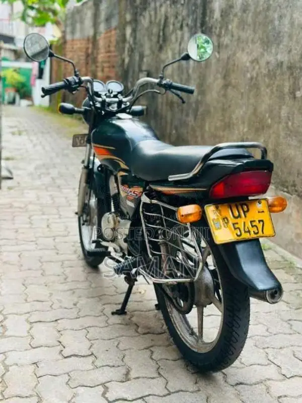 Yamaha Cruxs 2007 Motorbike (Used)