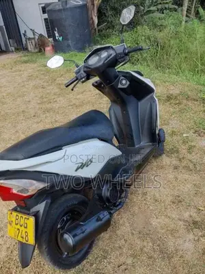 Honda Dio 2015 Motorbike (Used)
