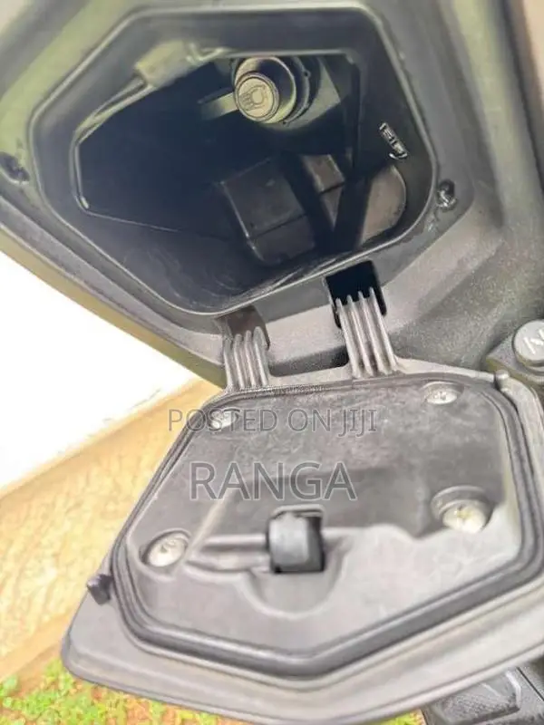 Suzuki BURGMAN 2019 Motorbike (Used)