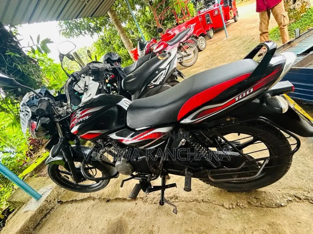 Bajaj Discover 100 2010 Motorbike (Used)