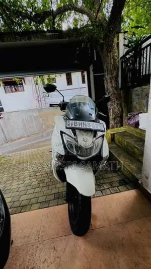 Suzuki BURGMAN 2018 Motorbike (Used)
