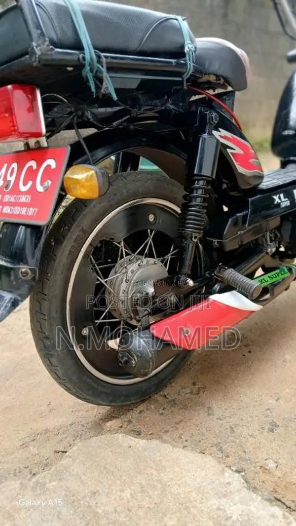 TVS Xl SUPER HEAVY DUTY 2013 Motorbike Unregistered (Recondition)