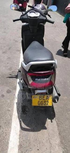 Mahindra Gusto 2016 Motorbike (Used)