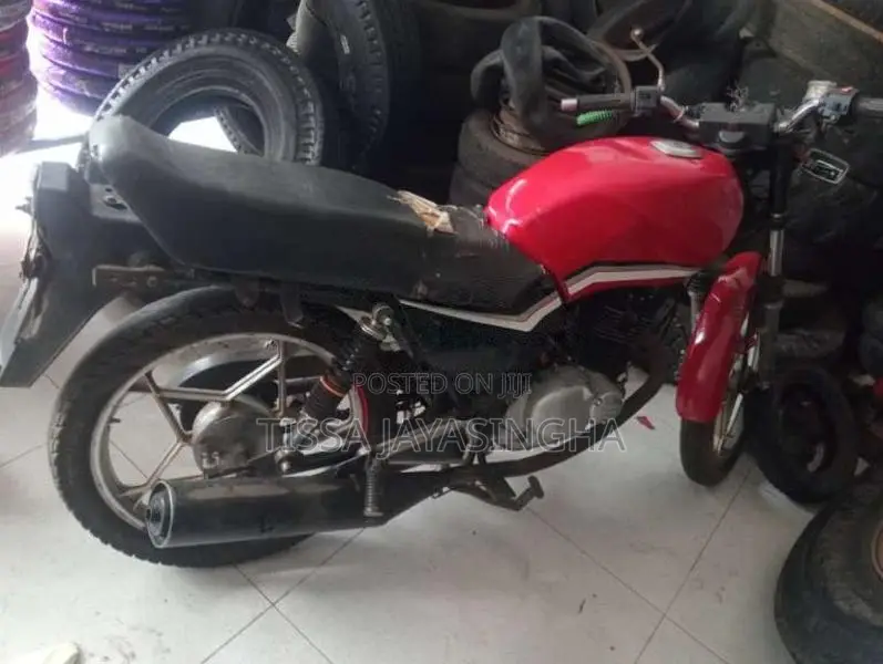 Suzuki GS125 2007 Motorbike Unregistered (Recondition)