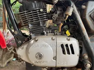 Suzuki GS125 2007 Motorbike Unregistered (Recondition)
