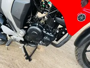 Yamaha FZ Version 2.0 2016 Motorbike (Used)