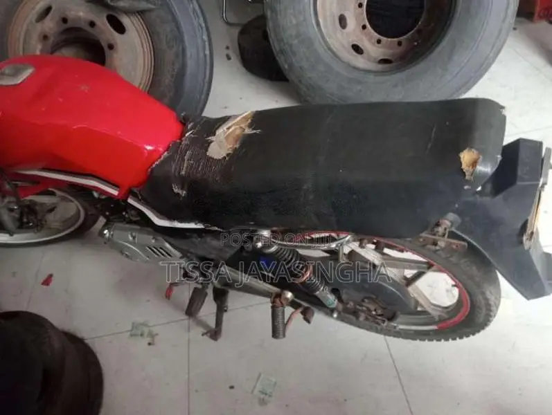 Suzuki GS125 2007 Motorbike Unregistered (Recondition)
