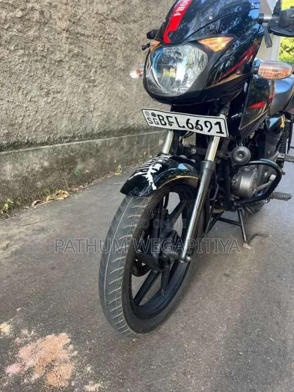 Bajaj Pulsar 2017 Motorbike (Used)