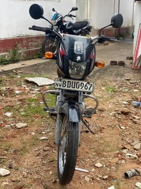 Bajaj CT-100 2016 Motorbike (Used)