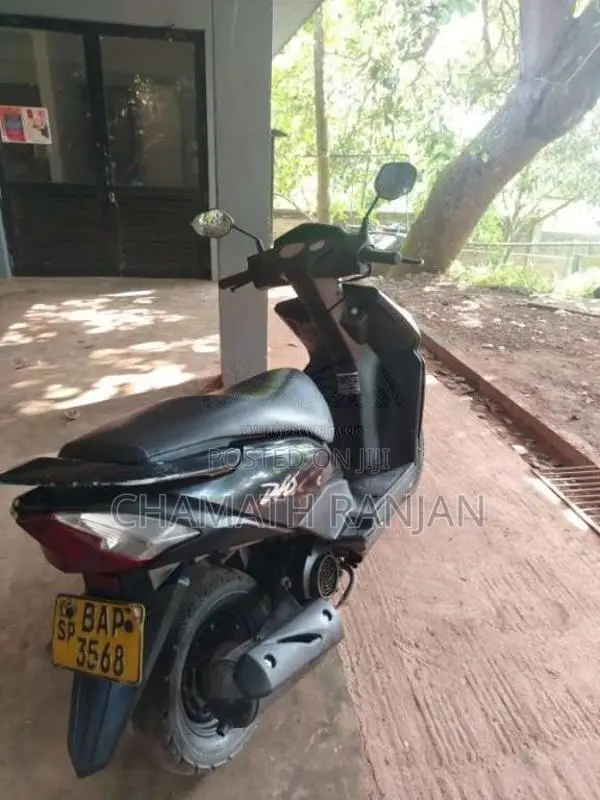 Honda Dio 2013 Motorbike (Used)