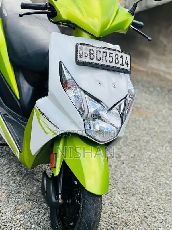 Honda Dio 2015 Motorbike (Used)