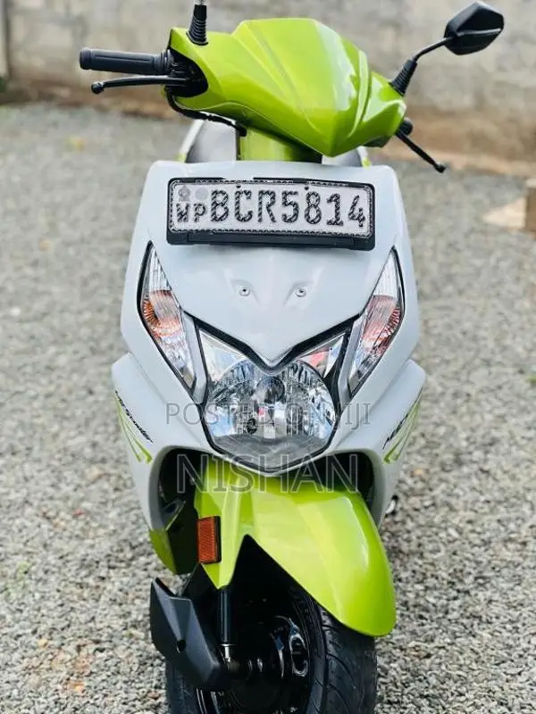 Honda Dio 2015 Motorbike (Used)