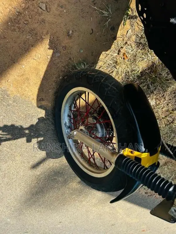 Yamaha Tw 2004 Motorbike (Used)