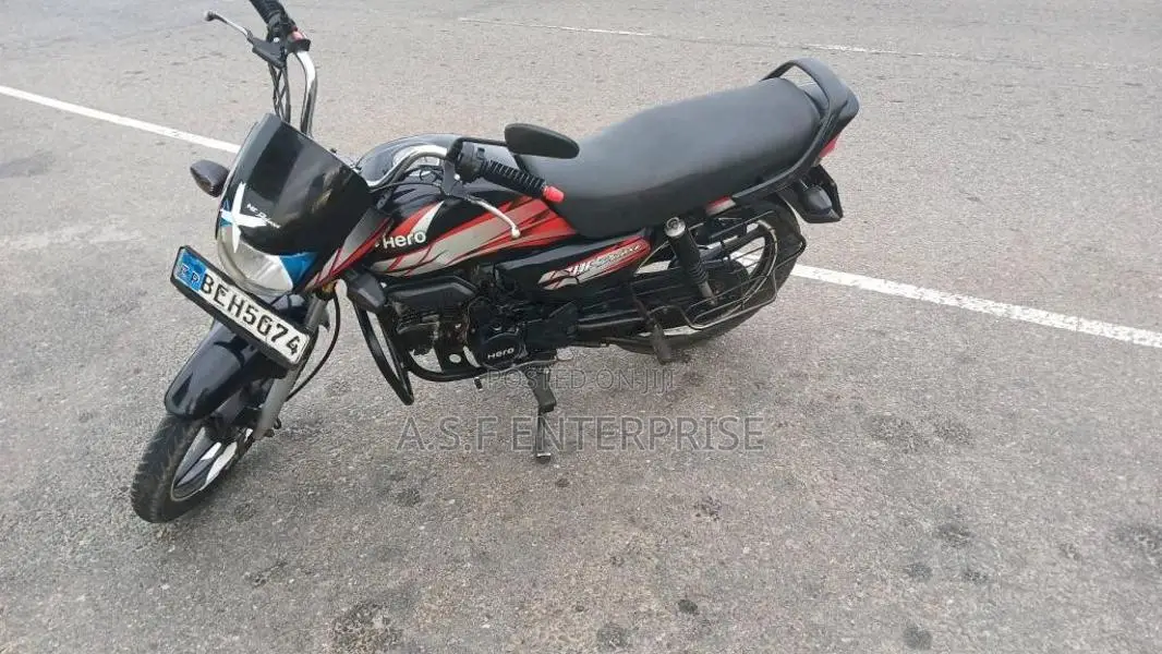 Hero HF Deluxe 2017 Motorbike (Used)