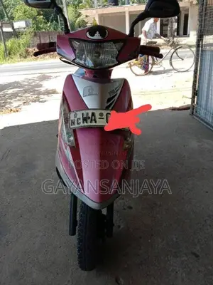 TVS Scooty Streak 2011 Motorbike (Used)