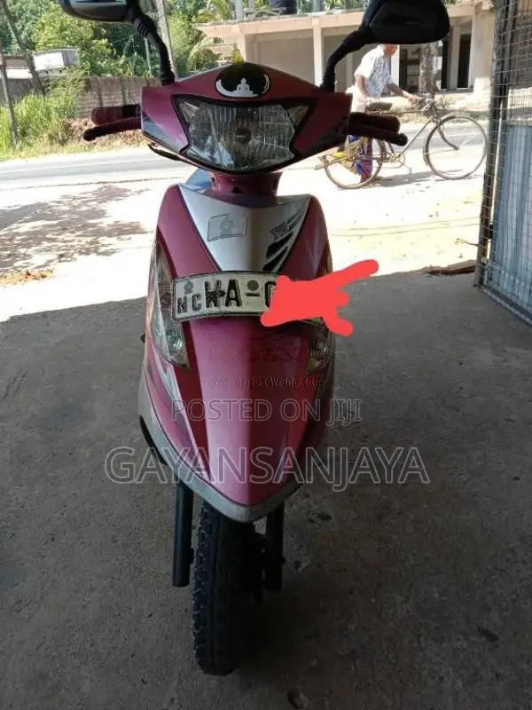 TVS Scooty Streak 2011 Motorbike (Used)