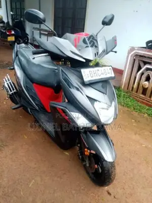 Yamaha ZR 2018 Motorbike (Used)