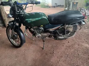 Bajaj Boxer 2002 Motorbike (Used)