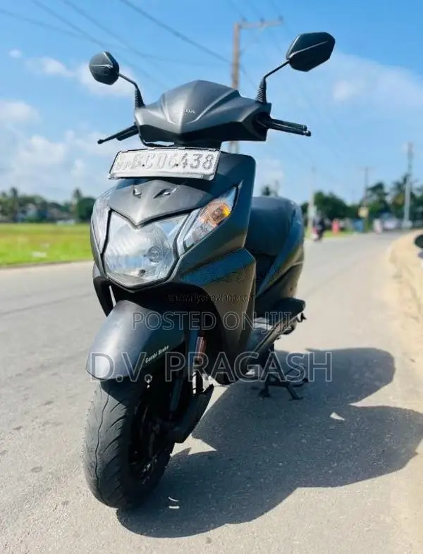 Honda Dio 2015 Motorbike (Used)