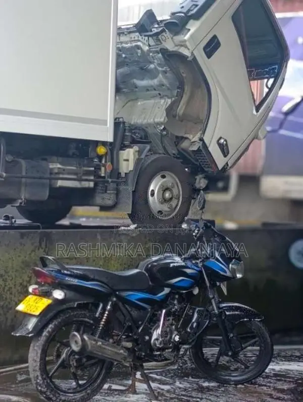 Bajaj Discover 100 2011 Motorbike (Used)