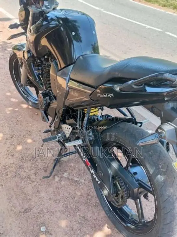 Yamaha FZ 2012 Motorbike (Used)