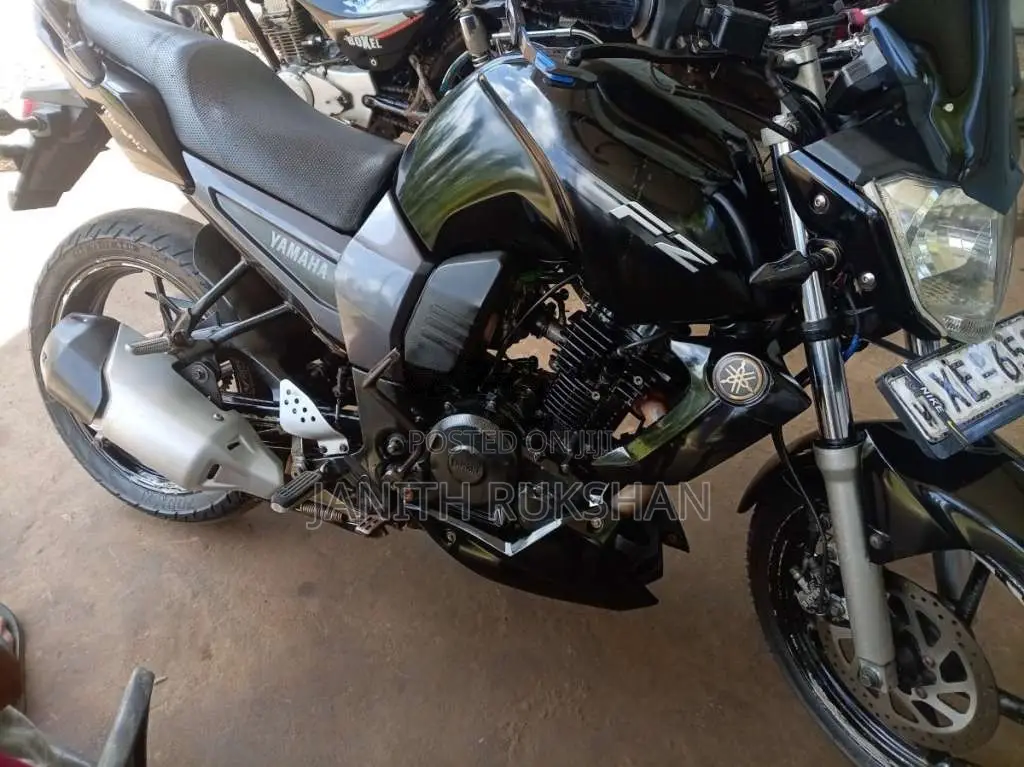 Yamaha FZ 2012 Motorbike (Used)