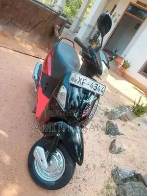 Hero Pleasure 2011 Motorbike (Used)