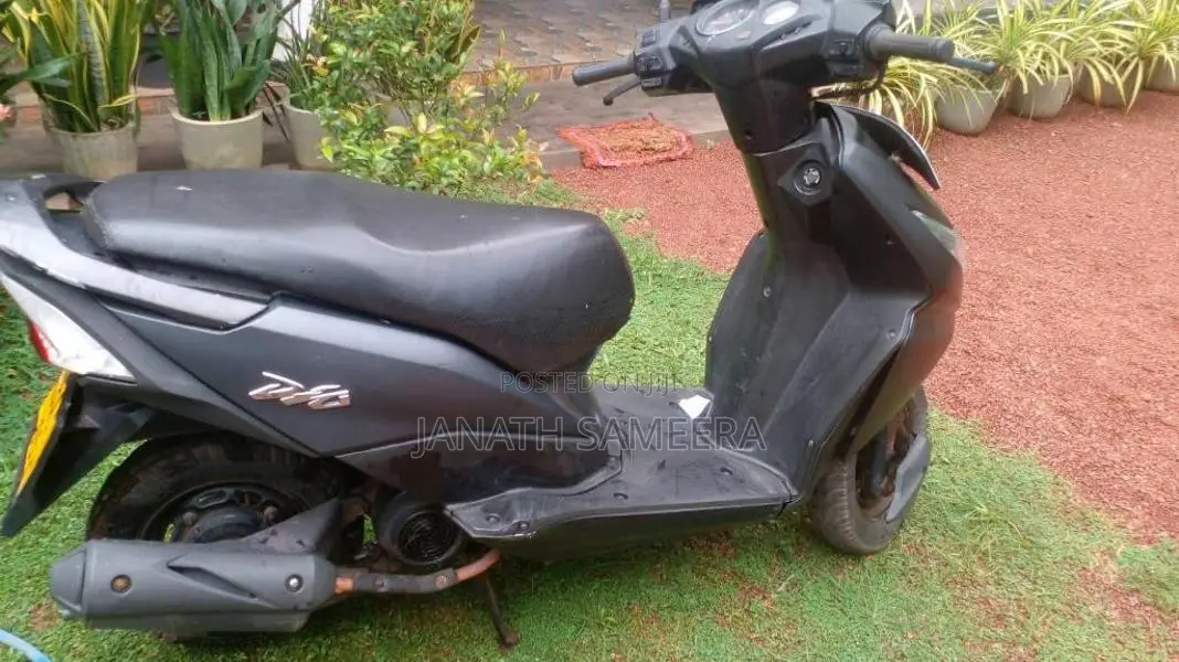 Honda Dio 2013 Motorbike (Used)