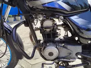 Bajaj CT-100 2015 Motorbike (Used)