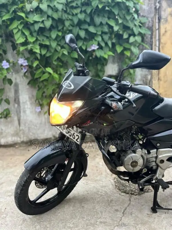 Bajaj Pulsar 135 LS 2013 Motorbike (Used)