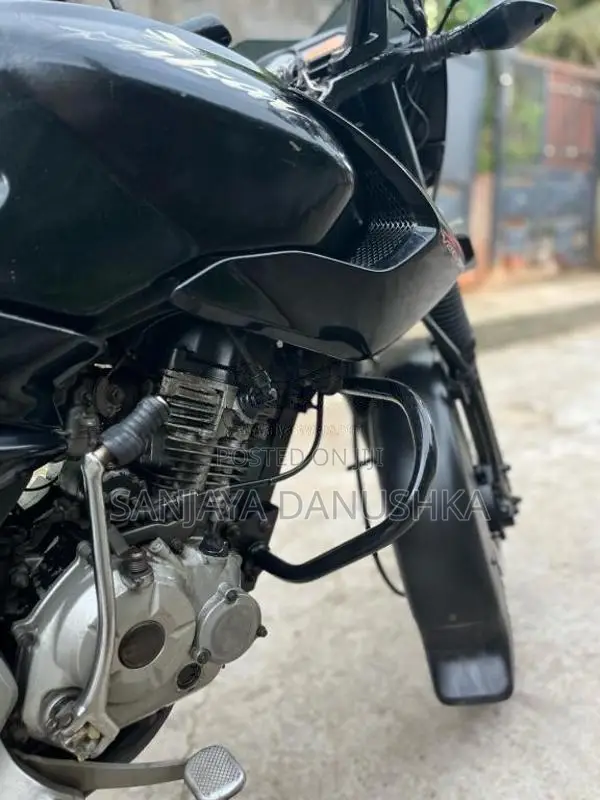 Bajaj Pulsar 135 LS 2013 Motorbike (Used)