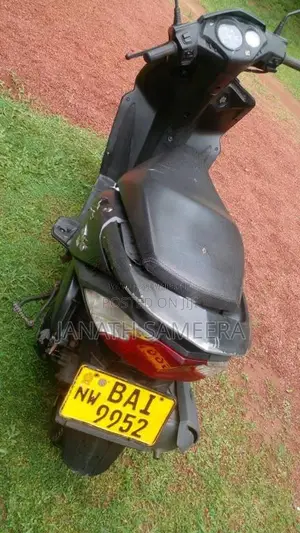 Honda Dio 2013 Motorbike (Used)