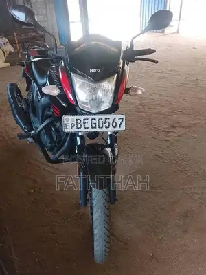 Hero Hunk 2016 Motorbike (Used)