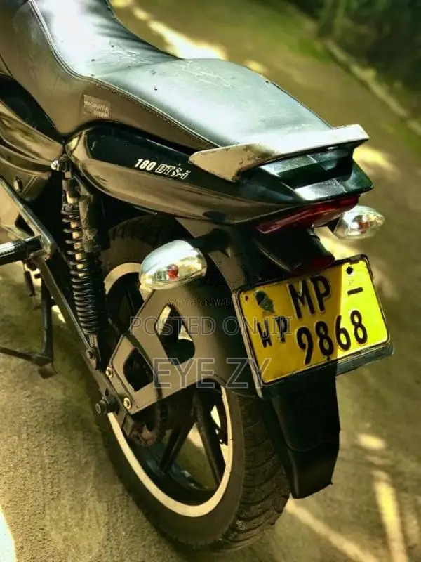 Bajaj Pulsar 180 2006 Motorbike (Used)