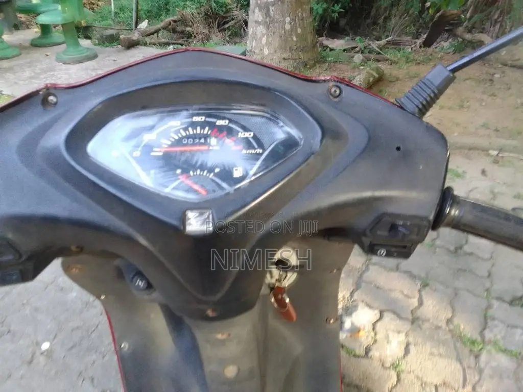 Honda Activa 2012 Motorbike (Used)