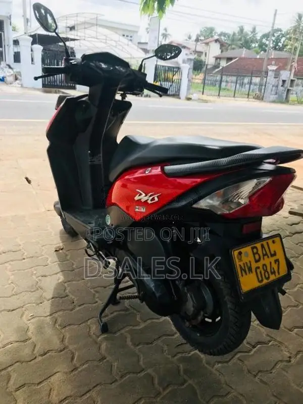 Honda Dio 2013 Motorbike (Used)