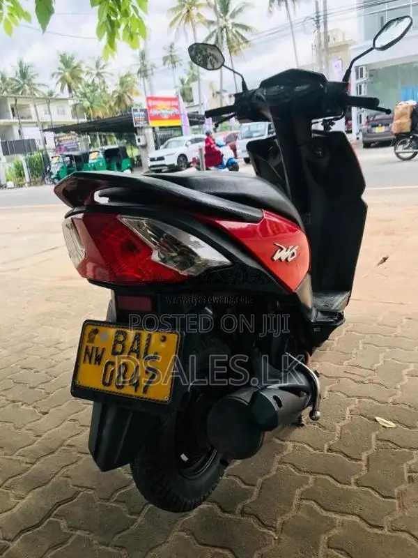 Honda Dio 2013 Motorbike (Used)
