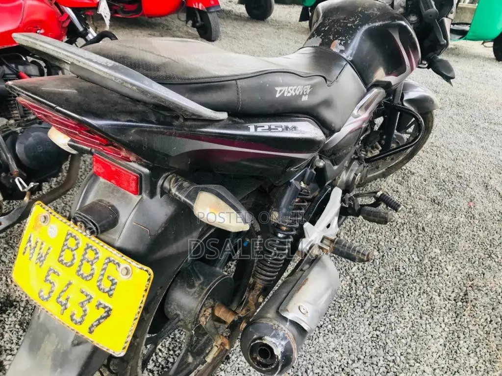 Bajaj Discover 2014 Motorbike (Used)