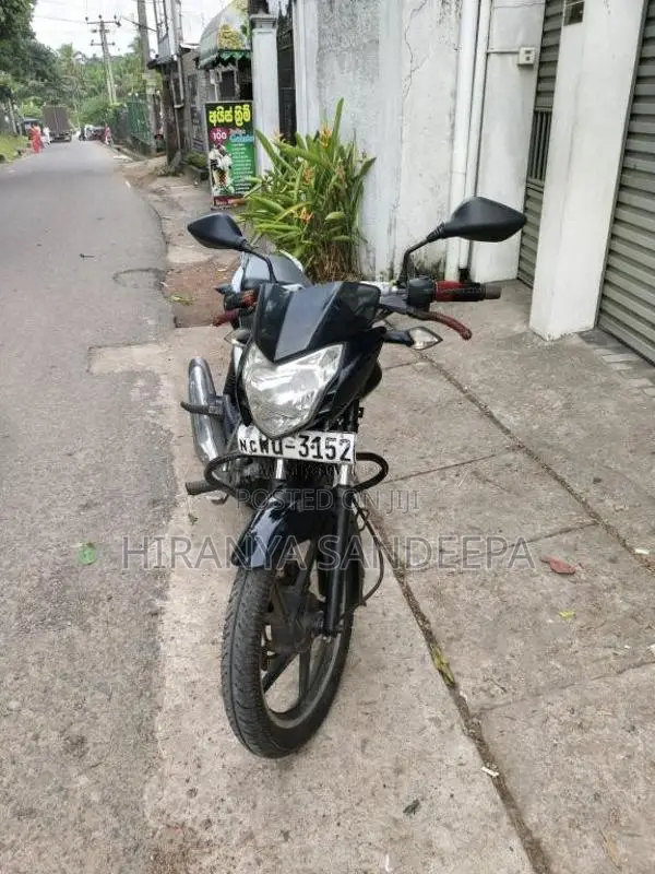 Bajaj Pulsar 135 Ls 2011 Motorbike (Used)