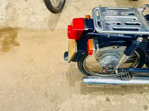 Honda Super Cub 2004 Motorbike (Used)