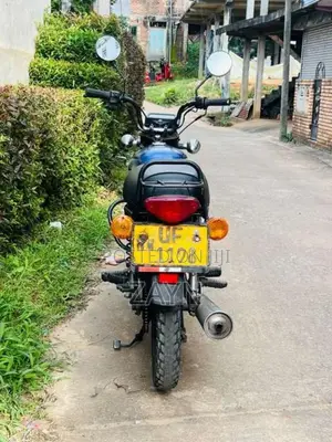 Bajaj Boxer 2008 Motorbike (Used)