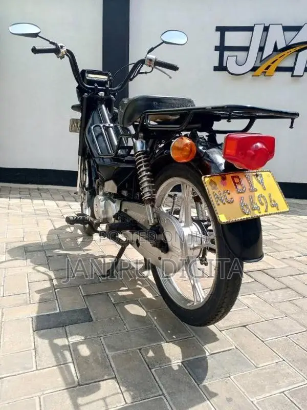 Singer Safari 2017 Motorbike (Used)