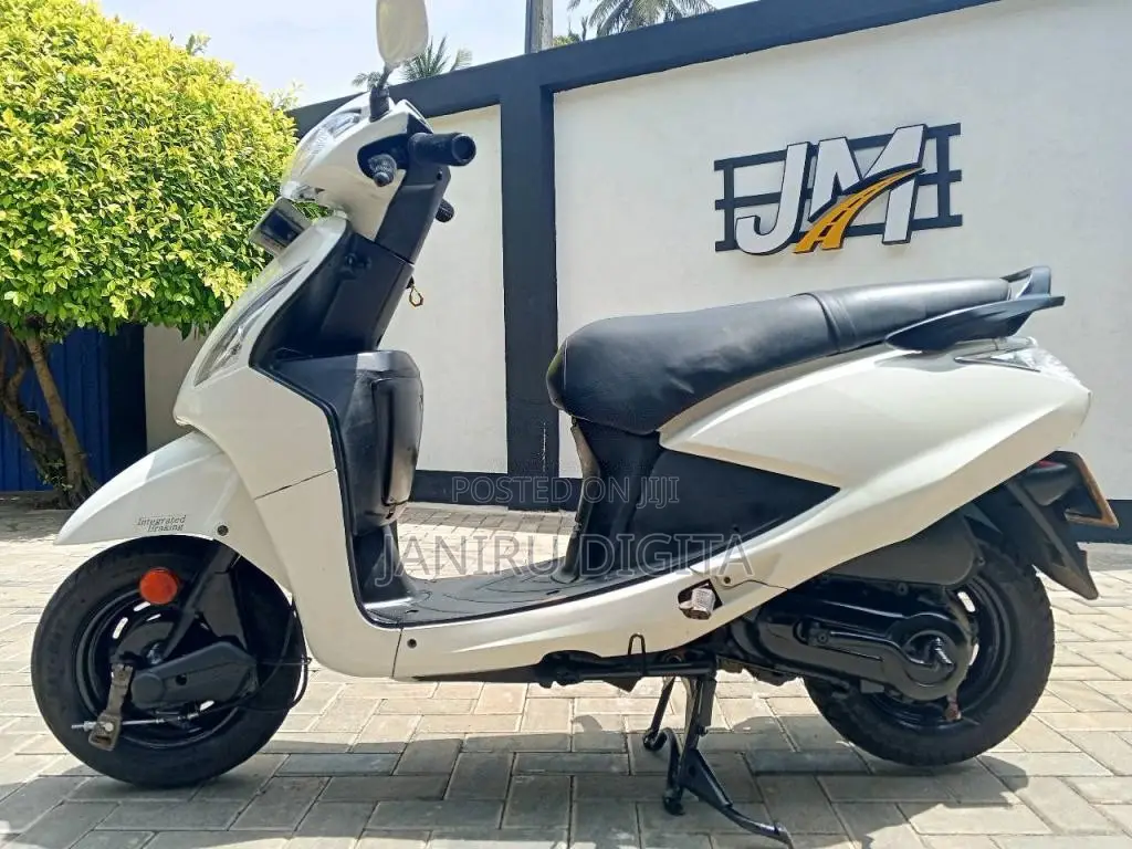 Hero Pleasure 2015 Motorbike (Used)