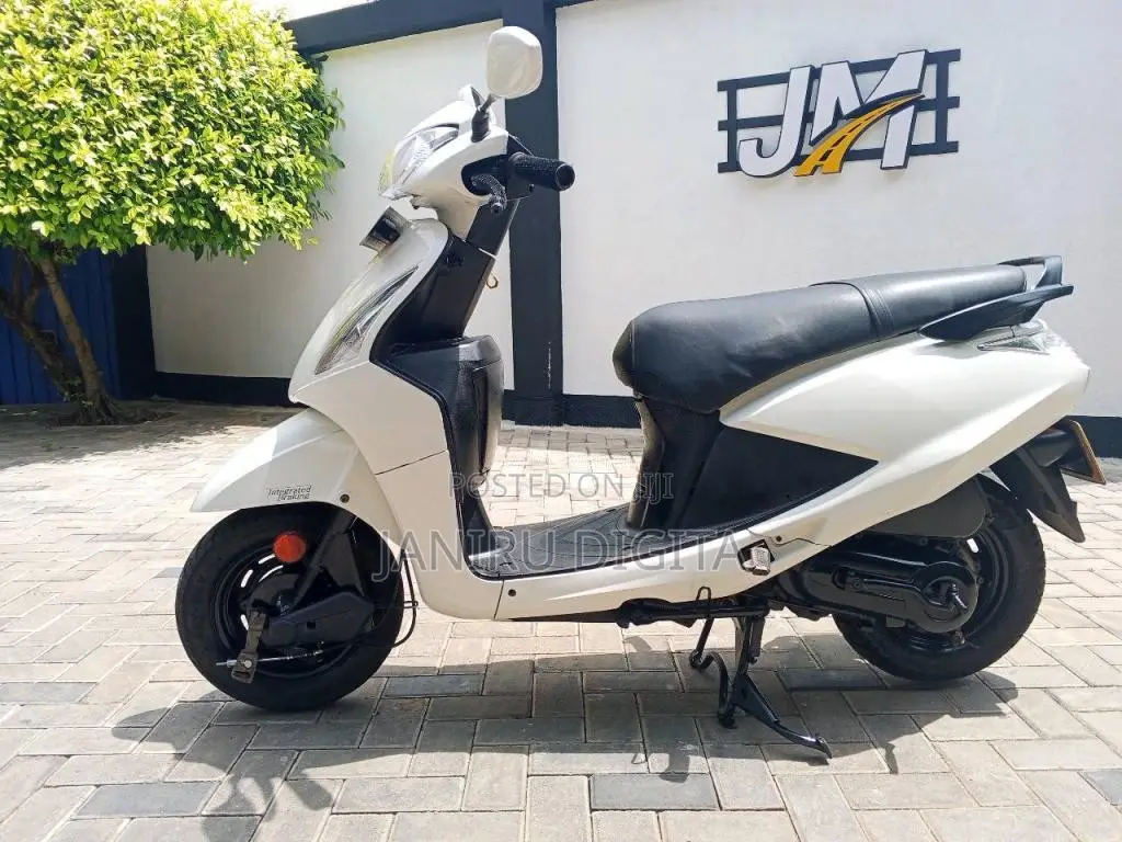Hero Pleasure 2015 Motorbike (Used)