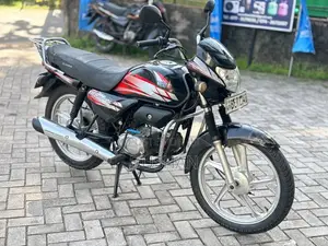 Hero HF Deluxe 2017 Motorbike (Used)