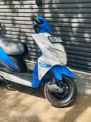Honda Dio 2015 Motorbike (Used)