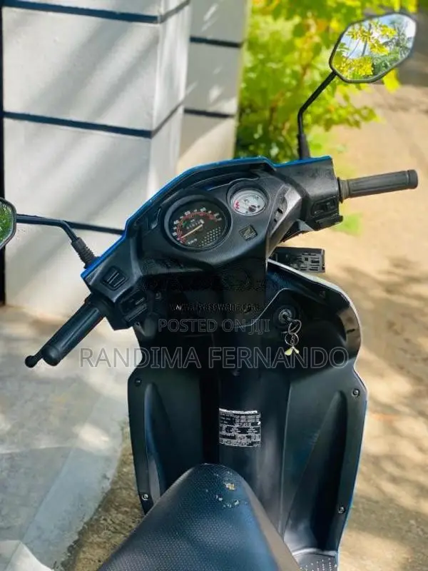Honda Dio 2015 Motorbike (Used)