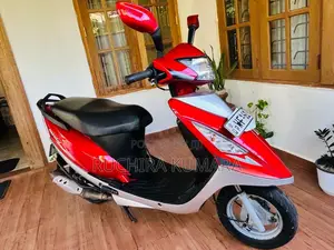 TVS Scooty Streak 2011 Motorbike (Used)